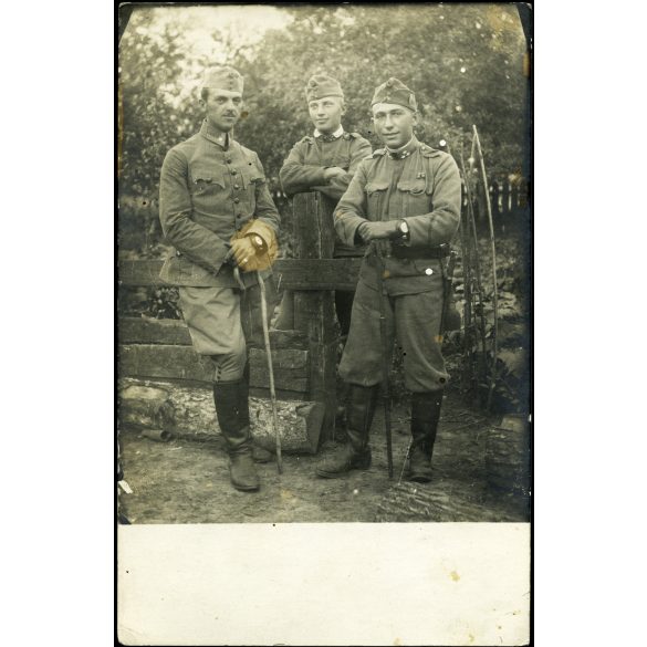 Tábori posta 622, Virágh János (1. honvéd gyalogezred), feleségének, magyar katonák karórában, egyenruha, 1. világháború, katona, monarchia, 1917. VIII. 12., 1910-es évek, Eredeti fotó, papírkép, hátulján feliratozott Tábori posta.