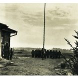 Katonai zászlófelvonás a német-szovjet határon, Lengyelország, horogkeresztes zászló, náci egyenruha, 2. világháború, Horthy-korszak, 1939, 1930-as évek, Eredeti sztereó fotó, hátulján feliratozott gyűjteményes papírkép. 