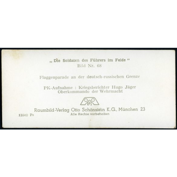 Katonai zászlófelvonás a német-szovjet határon, Lengyelország, horogkeresztes zászló, náci egyenruha, 2. világháború, Horthy-korszak, 1939, 1930-as évek, Eredeti sztereó fotó, hátulján feliratozott gyűjteményes papírkép. 
