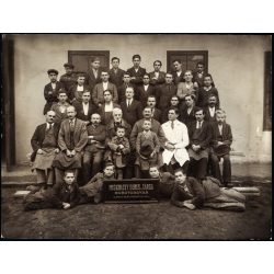   Nagyobb méret, Miskolczy Dénes és Társa Műbútorgyár, Újpest, Deák Ferenc utca 141, Budapest, munkások, ipar, helytörténet, 1930-as évek, Horthy-korszak, Eredeti fotó, papírkép. 