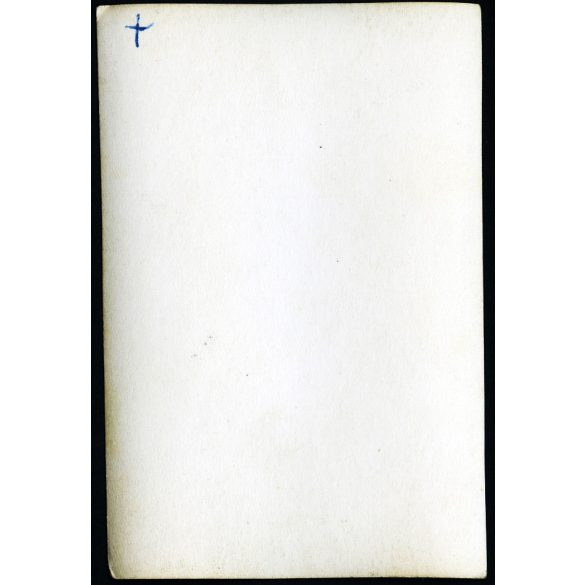 A Magyar Dolgozók Pártjának (MDP) VIII. kerületi székháza súlyosan megrongálódva, golyónyomokkal és belőtt ablakokkal, Budapest, Köztársaság tér, forradalom, ötvenhat, VIII. kerület,  kommunizmus, 1956, 1950-es évek, Eredeti fotó, papírkép. 