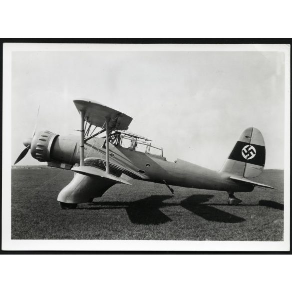 ARADO AR95 V4 BMW motorral szerelt német repülőgép náci horogkereszt jelzéssel, jármű, közlekedés, 2. világháború, aviatika, , 1930-as évek, Horthy-korszak, Eredeti gyári fotó, hátulján feliratozott papírkép. 