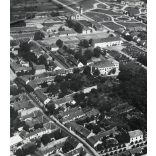 Légi felvétel, Kaposvár, Kaposvár látképe repülőről, Magyar Királyi Légügyi Hivatal, 1936, 1930-as évek, Horthy-korszak, Eredeti fotó, hátulján feliratozott, pecséttel jelzett papírkép.  