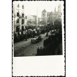 Ünnepi felvonulás, Kassa, Felvidék, gépkocsi, motorkerékpár, jármű, közlekedés, Horthy-korszak, helytörténet, Eredeti fotó,  papírkép.   