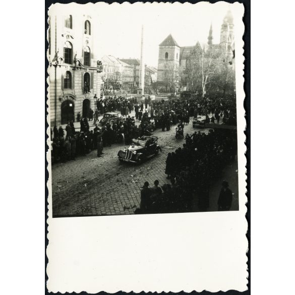Ünnepi felvonulás, Kassa, Felvidék, gépkocsi, motorkerékpár, jármű, közlekedés, Horthy-korszak, helytörténet, Eredeti fotó,  papírkép.   