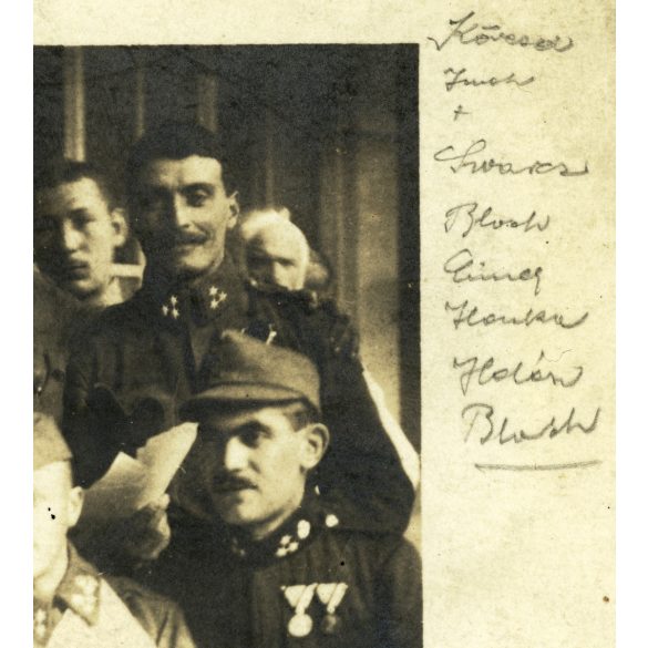 Magyar katonák katonakórházban, ápolónő, kitüntetés, érdemrend, egyenruha, bajusz, sebesült, 1. világháború, monarchia, 1910-es évek, Eredeti fotó,  papírkép.  