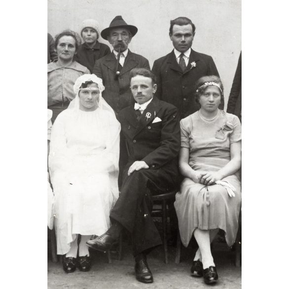 Domján Imre fényképész, Pokod, falusi esküvő, menyasszony, vőlegény, bajusz, pipa, Horthy-korszak, Zala megye, helytörténet, 1930-as évek, Eredeti fotó,  hátulján pecséttel jelzett papírkép, ritka műterem. 
