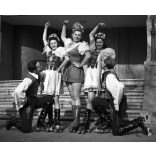 Szendrő István jelzetlen fotónegatívja, Elek István, Ormos Ernő korcsolyabajnokok görkorcsolya társulata, Budapest, Városliget, Angol Park, fedett teniszpálya, reklám, sport, cirkusz, színház, művész, Horthy-korszak, 1940, 1940-es évek,  Eredeti nagy
