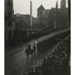 Magyar honvédek bevonulása, Kassa, Felvidék, lovas katona, egyenruha, horogkeresztes náci zászlók, helytörténet, Horthy-korszak, 2. világháború, 1938, 1930-as évek. Eredeti fotó,  papírkép. 