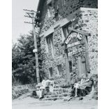 A Vadvirág turistaház, Mátraszentimre, Mátra, vendéglátás, kocsma, kirándulás, turizmus, üzlet, kirakat, , 1940-es évek. Eredeti fotó, papírkép. 