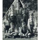 Cserkészek a sátor előtt, egyenruha, nyári tábor, 2. világháború, Horthy-korszak, 1940-es évek, Eredeti fotó, papírkép.  