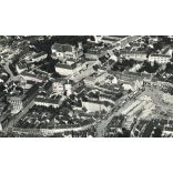 Nagyobb méret, Szombathely részletgazdag látképe, légifotó, Magyar Királyi Légügyi Hivatal, helytörténet, 1936, 1930-as évek, Horthy-korszak, Eredeti fotó, pecséttel jelzett papírkép, szélei hiányosak. 