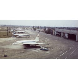   Tupoljev Tu-144 szovjet szuperszonikus utasszállító repülőgép, Budapest, Ferihegyi repülőtér, jármű, közlekedés, 1970-es évek, szocializmus, Eredeti fotó, papírkép.   