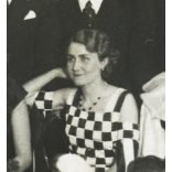 Burger Ottó fényképész, Budapest, Magyar Asszonyok Nemzeti Szövetsége (MANSZ) farsangi bál, Tormay Cécile (?), jelmez, 1935, 1930-as évek, Horthy-korszak, Eredeti fotó, papírkép.