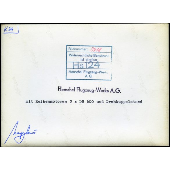 Nagyobb méret, Henschel német gyártmányú katonai repülőgép, a kétmotoros modellt 1934-ben fejlesztették ki bombázó-vadász (Kampfzerstörer) feladatkörre. Németország, Hs 124, jármű, közlekedés, aviatika, 2. világháború, 1930-as évek, Horthy-korszak, E