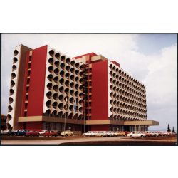   Modern szálloda, Balatonszéplak felső, Siófok, Hotel Ezüstpart, Balaton, 1980-as évek, szocializmus, Eredeti fotó, papírkép.   méret megközelítőleg (centiméterben): 9 x 14 Használt! Eredeti nagyítás! 