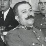 Nagyobb méret, Borsay foto, Budapest, úri társaság vacsorázik, katona, egyenruha, kitüntetés, érdemrend, 2. világháború, 1930-as évek, Horthy-korszak, Eredeti fotó, pecséttel jelzett papírkép. 