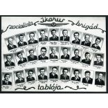 Ikarus Szocialista Brigád, Budapest, tablókép, közlekedéstörténet,  1973., 1970-es évek, szocializmus, Eredeti fotó, pecséttel jelzett papírkép.   
