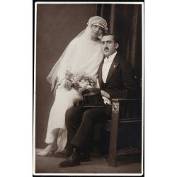   Steinitzer Dezső műterme, Arad, Erdély, esküvő, menyasszony, vőlegény, ünnep, virág, cilinder, 1910-es évek, monarchia, Eredeti fotó, mélynyomóval jelzett papírkép.  