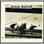 Hugo Jäger fotója, Lengyelország, Wilhelm Gustloff német óceánjáró, kórházhajó, német katonák náci egyenruhában, sebesült, 2. világháború, 1939, 1930-as évek, Horthy-korszak, Eredeti fotó, hátulján feliratozott papírkép.