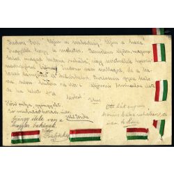  Egy 1. világháborús lap jól olvasható írással, Budapestre címezve, 1916, 1910-es évek, monarchia, Eredeti nemzetiszínű szalaggal  díszített levelezőlap, ritka.  