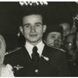 Nagyobb méret, Macsi András fényképész, Budapest, Jámbor László repülős tiszt (később ezredes) esküvője, repülős esküvő, 2. világháború, katona, egyenruha, kard, aviatika, 