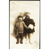 Luka Béla és Both Mária fényképészek, Marosvásárhely, Erdély, gyerekek téli ruhában, különös hóesés, testvérek, 1930-as évek, Horthy-korszak, Eredeti fotó, pecséttel jelzett papírkép.