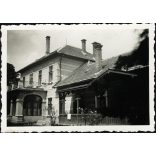 Pósch-villa,  Rozsnyó, Felvidék (Szlovákia), Pósch József villája,  városkép, épület, 2. világháború, 1942, , 1940-es évek, Horthy-korszak, Eredeti fotó, hátulján feliratozott papírkép. 