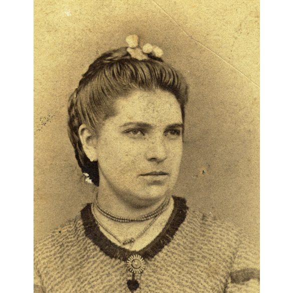 Horváth Zsigmond műterme, Szatmár (Szathmárt, Szatmárnémeti), Erdély,  elegáns nő portréja,  műterme, monarchia, 1870-es évek, Eredeti CDV, vizitkártya fotó, ritka műterem. 