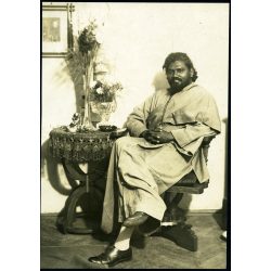   Nagyobb méret, Sudhu John Christananda hindu lutheránus vándorprédikátor, Budapest, istentiszteletet tartott a Deák téri evangélikus templomban, vallás, egyház, 1930., 1930-as évek, Horthy-korszak, Eredeti fotó, pecséttel jelzett papírkép. 
