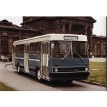 Nagyobb méret, Ikarus 260 autóbusz  trópusi kivitel, Budapest, Széchenyi fürdő, jármű, közlekedés, szocializmus, 1970-es évek, Eredeti fotó, hátulján feliratozott gyári papírkép.
