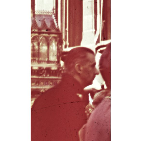 Agfacolor dia, ünnepi körmenet a budai várban, Budapest, Szent Jobb, egyenruha, díszőrség, katona, politikai vezető, Horthy-korszak, 1940-es évek. eredeti ritka Agfacolor színes dia. 