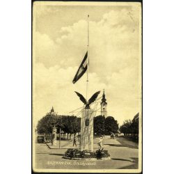   Országzászló, Nagykanizsa, város, templom, jármű, közlekedés, 1940-es évek, Horthy-korszak, Eredeti képeslap fotó, papírkép ceruzanyomokkal. 