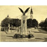 Országzászló, Nagykanizsa, város, templom, jármű, közlekedés, 1940-es évek, Horthy-korszak, Eredeti képeslap fotó, papírkép ceruzanyomokkal. 