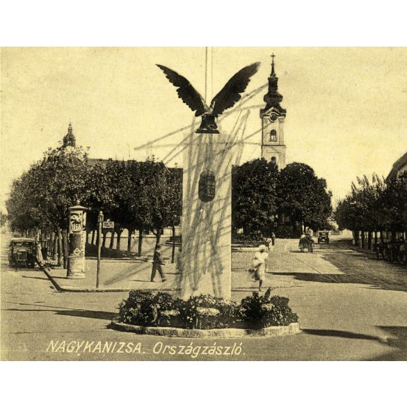 Országzászló, Nagykanizsa, város, templom, jármű, közlekedés, 1940-es évek, Horthy-korszak, Eredeti képeslap fotó, papírkép ceruzanyomokkal. 