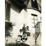 2 darab fotó, modern villa a Rózsadombon, Budapest, 2. kerület, város, helytörténet, 1930-as évek, Horthy-korszak, Eredeti fotó, hátilján feliratozott papírkép.   