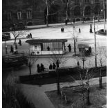 Fotó negatív, közlekedés a Horváth Mihály téren, Budapest, Baross utca, 8. kerület, autó, jármű, közlekedés, városkép, helytörténet, Horthy-korszak, 1930-as évek,  Eredeti nagyméretű fotó negatív!     