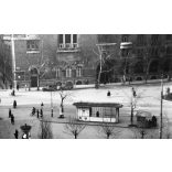 Fotó negatív, közlekedés a Horváth Mihály téren, Budapest, Baross utca, 8. kerület, villamosmegálló, autó, jármű, közlekedés, városkép, helytörténet, Horthy-korszak, 1930-as évek,  Eredeti nagyméretű fotó negatív! 
