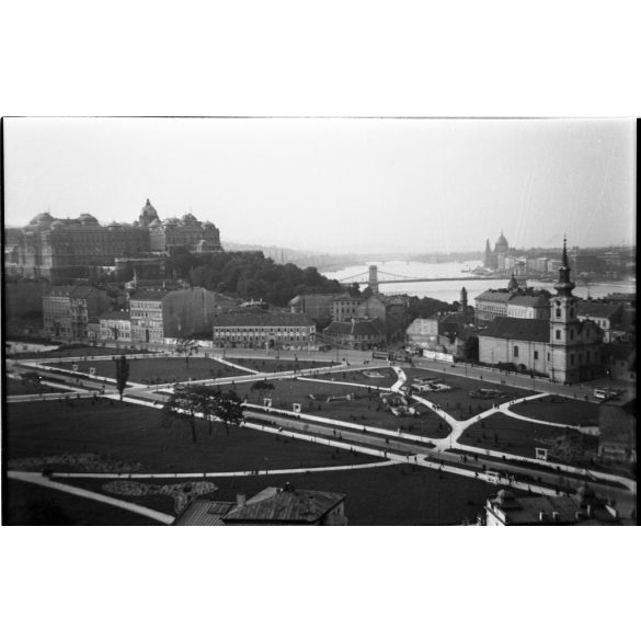 Fotó negatív, Tabán, Budapest, közvetlenül a régi házak lebontása után,  villamosok, jármű, közlekedés, Szarvas tér, 1. kerület, városkép,, helytörténet, Horthy-korszak, 1930-as évek,  Eredeti nagyméretű fotó negatív! 