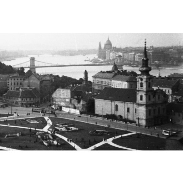 Fotó negatív, Tabán, Budapest, közvetlenül a régi házak lebontása után,  villamosok, jármű, közlekedés, Szarvas tér, 1. kerület, városkép,, helytörténet, Horthy-korszak, 1930-as évek,  Eredeti nagyméretű fotó negatív! 