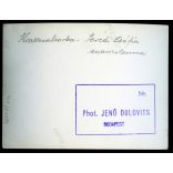 Dulovits Jenő fotóművész, magyar katona Serédi Zsófia mauzóleumánál, Krasznahorka, Felvidék, várkápolna, egyenruha,, 2. világháború, katona,  1940-es évek, Horthy-korszak,. Eredeti fotó, hátulján feliratozott, pecséttel jelzett papírkép. 