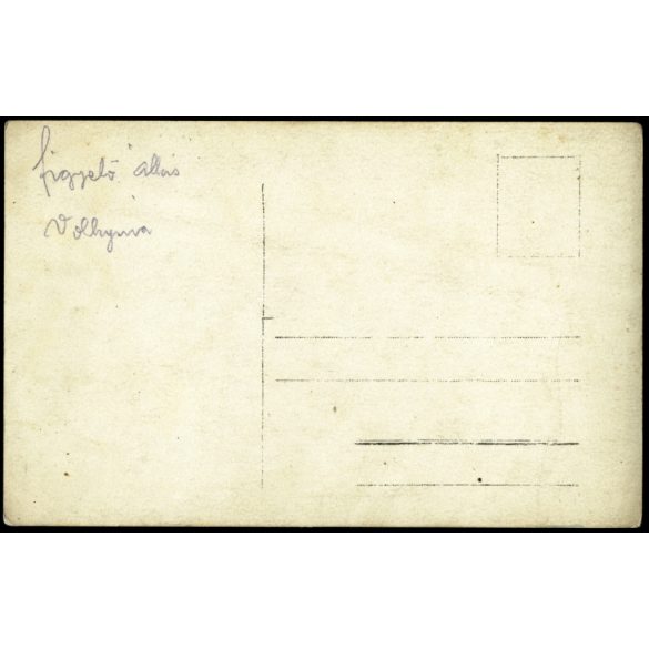 Magyar katonák egy figyelőállásban, Volhynia (Volhinia), Lengyelország, Ukrajna, egyenruha, 1. világháború, katona,  1910-es évek, monarchia,. Eredeti fotó, hátulján feliratozott, papírkép.  