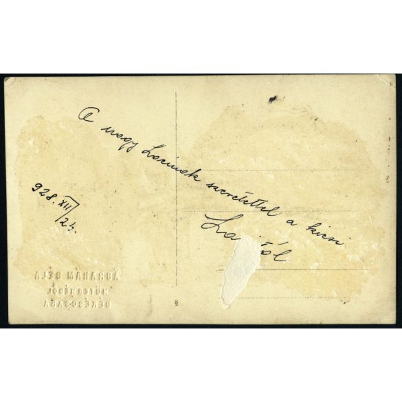 Ábrahám Béla műterme, elegáns anya kisfiával, Békéscsaba, gyerek, ékszer, gyöngysor, nő, 1928, 1920-as évek, Horthy-korszak, Eredeti fotó, hátulján feliratozott, mélynyomóval jelzett papírkép.  