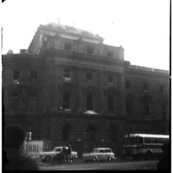 9 darab fotó negatív! A Nemzeti Színház épülete a megkezdett bontás idejében, Budapest, Blaha Lujza tér, VIII. kerület, Józsefváros, szocializmus, 1960-as évek,  Eredeti nagyobb méretű fotó negatív! 