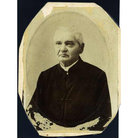 Nagyobb méret, Barthalomaeidész János evangélikus lelkész portréja, Nyíregyháza, pap, egyház, vallás,  1880-as évek, monarchia, Eredeti fotó, kartonra ragasztott papírkép sérülésekkel. 